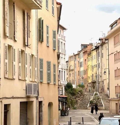 Rue De La Rampe Lejlighed