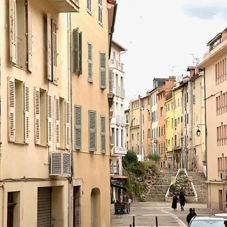 Rue De La Rampe